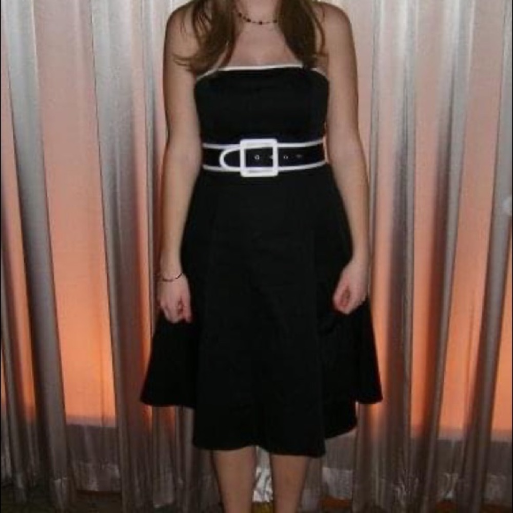 White House Black Market black strapless dress